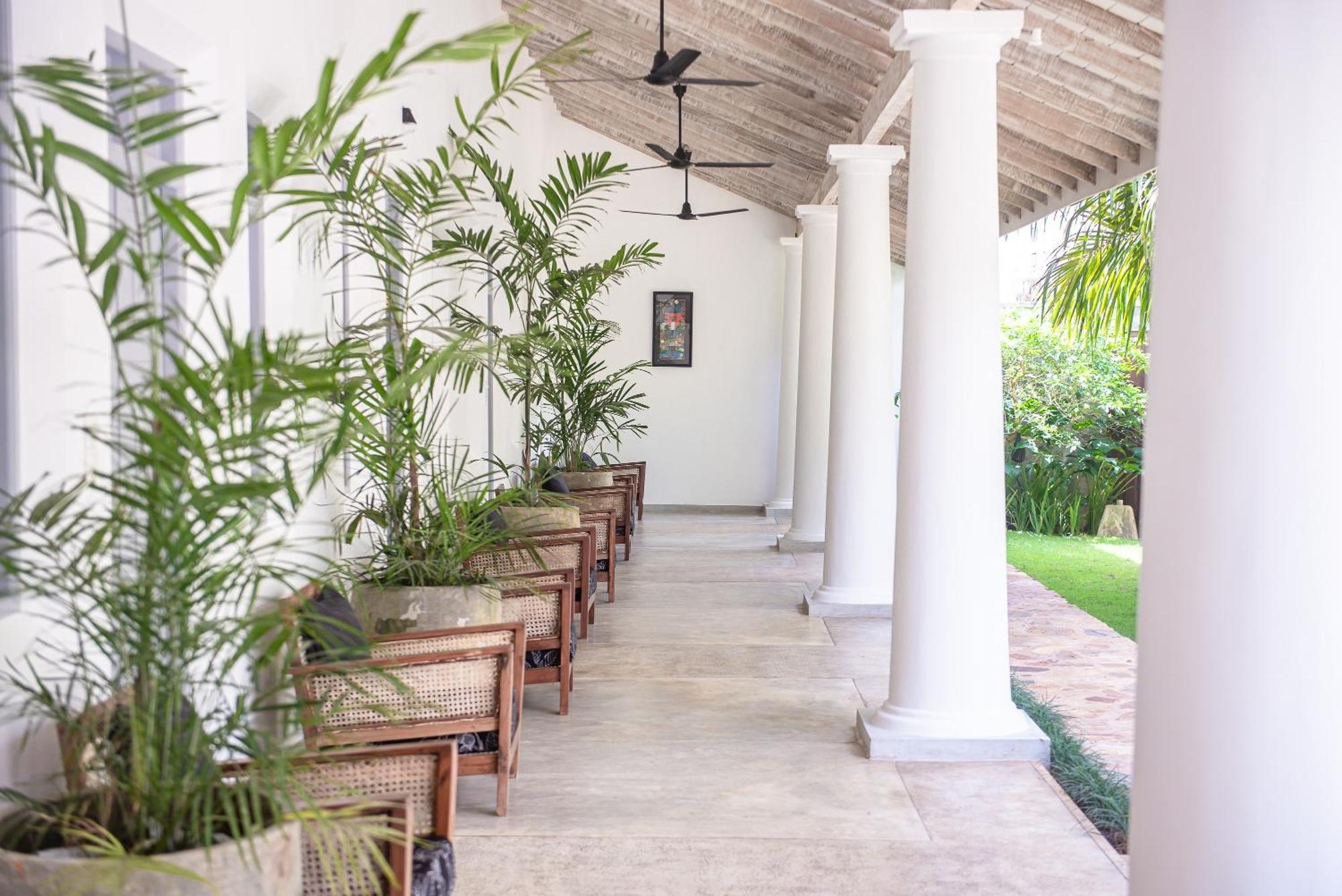 Good Story At Nirbana Island Bed & Breakfast Ahangama Ngoại thất bức ảnh