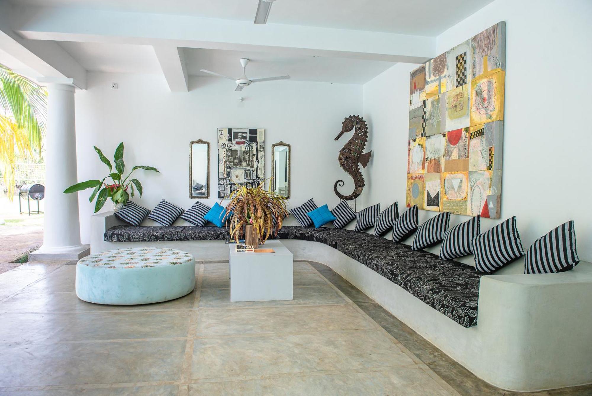 Good Story At Nirbana Island Bed & Breakfast Ahangama Ngoại thất bức ảnh